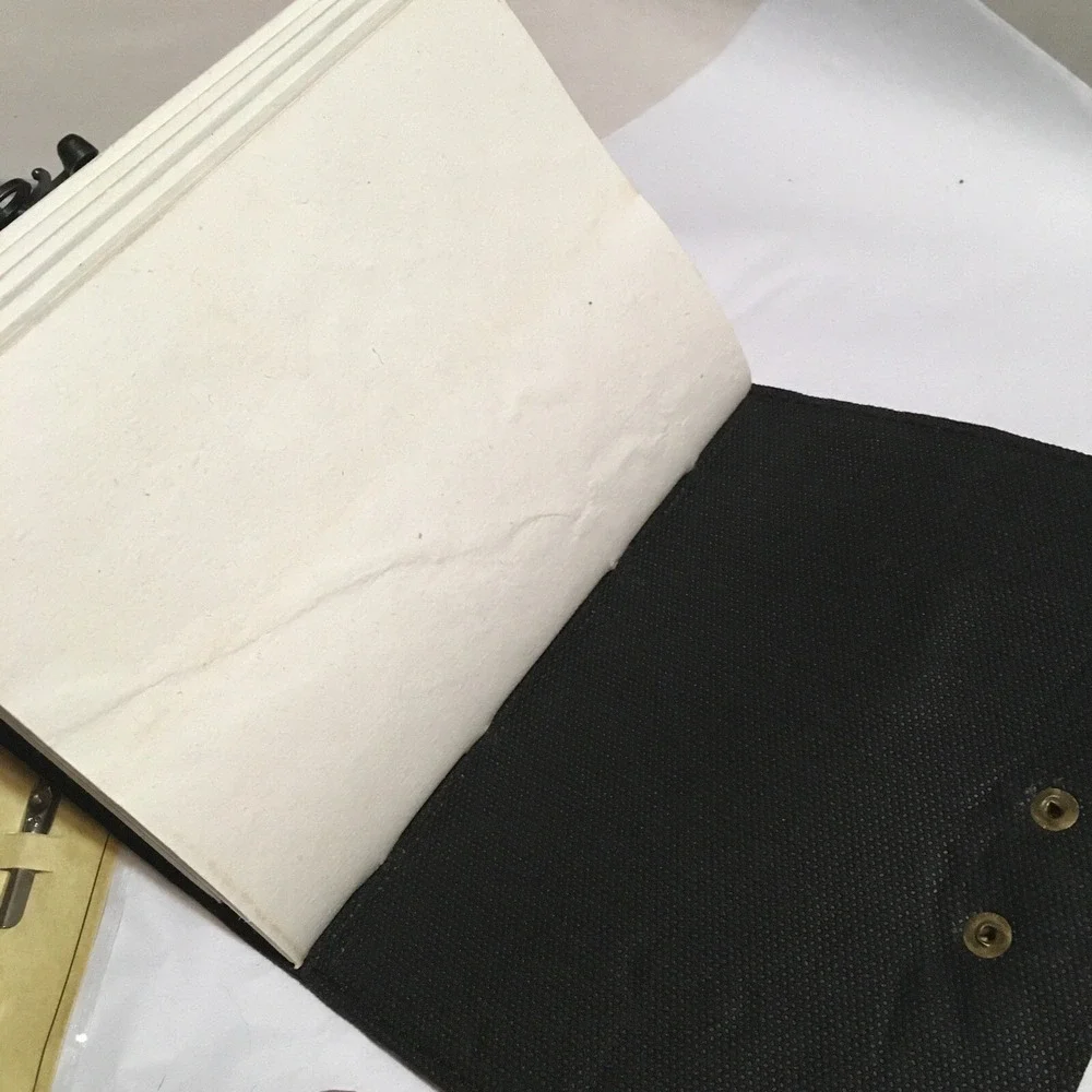 The Unbranded Brand crafted those